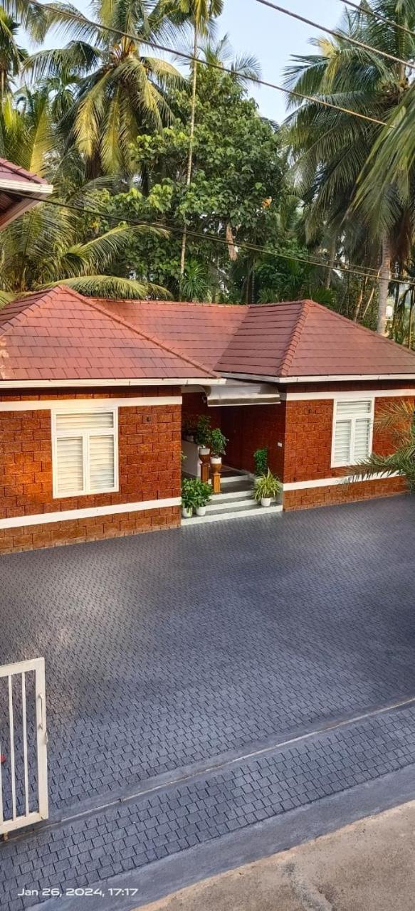 Redstone Villa Kozhikode Exterior photo
